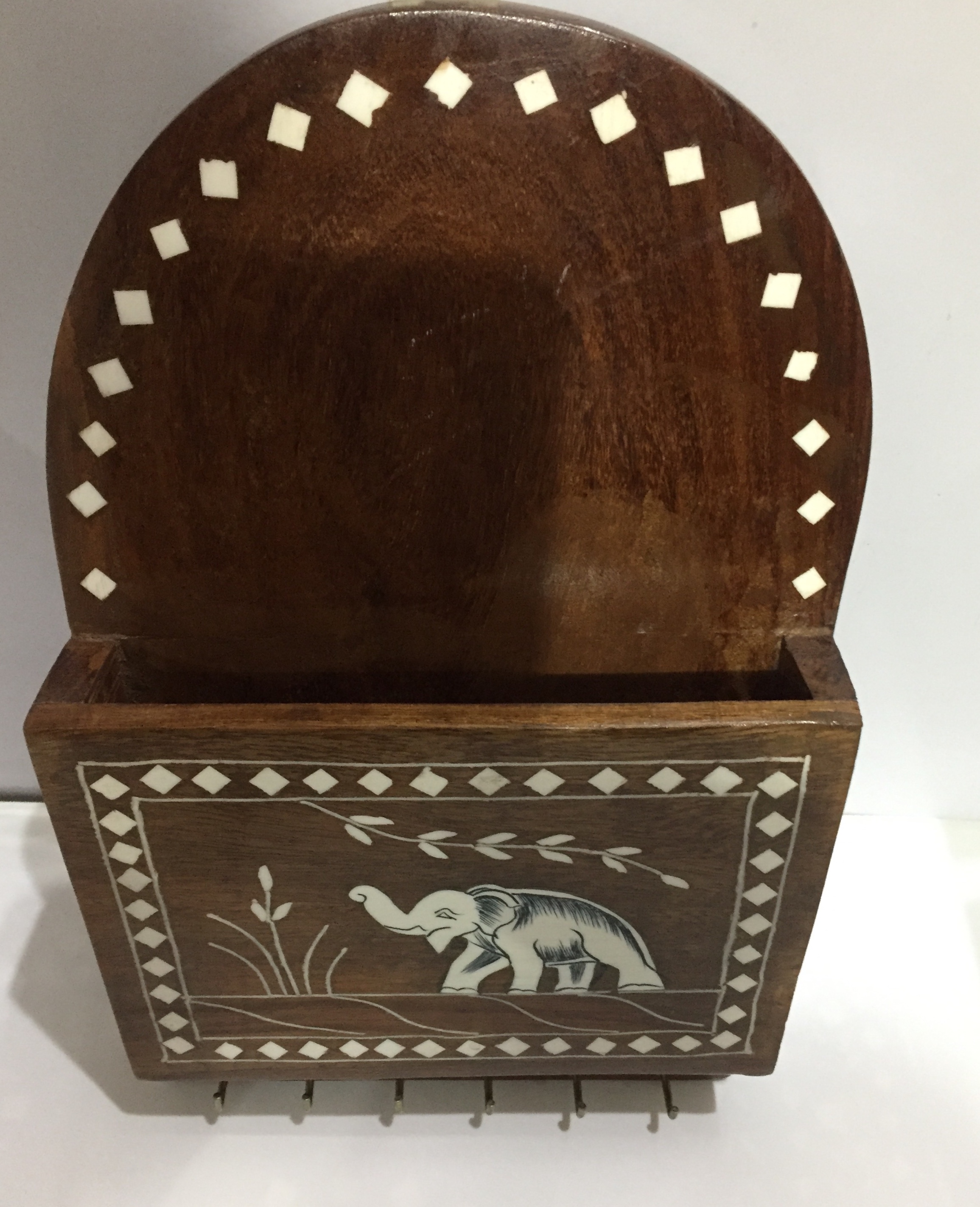 natural and artistic